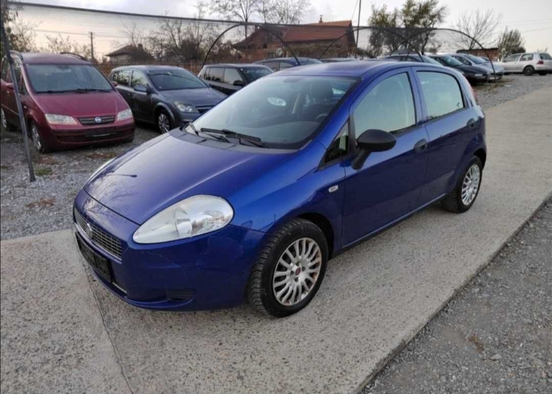 Оригинален ляв Фaр за Фият гранде Пунто/Fiat Granse Punto 2005--2010 г