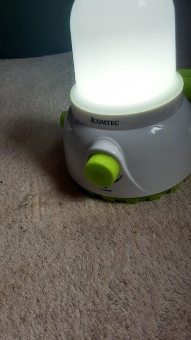 Veioza/Lampă cu încărcare la priza