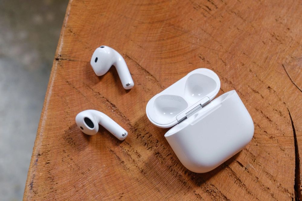 Наушник AirPods 4