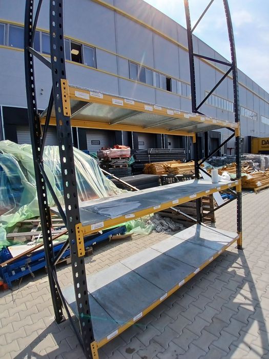 Rafturi metalice industriale 800x900