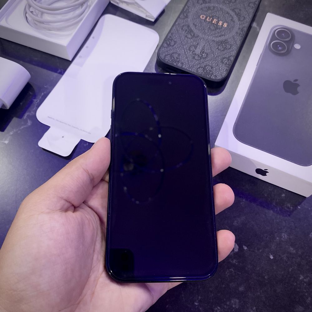 Iphone 16 ( 100%  капацитет батерия+пълен комплект аксесоари)