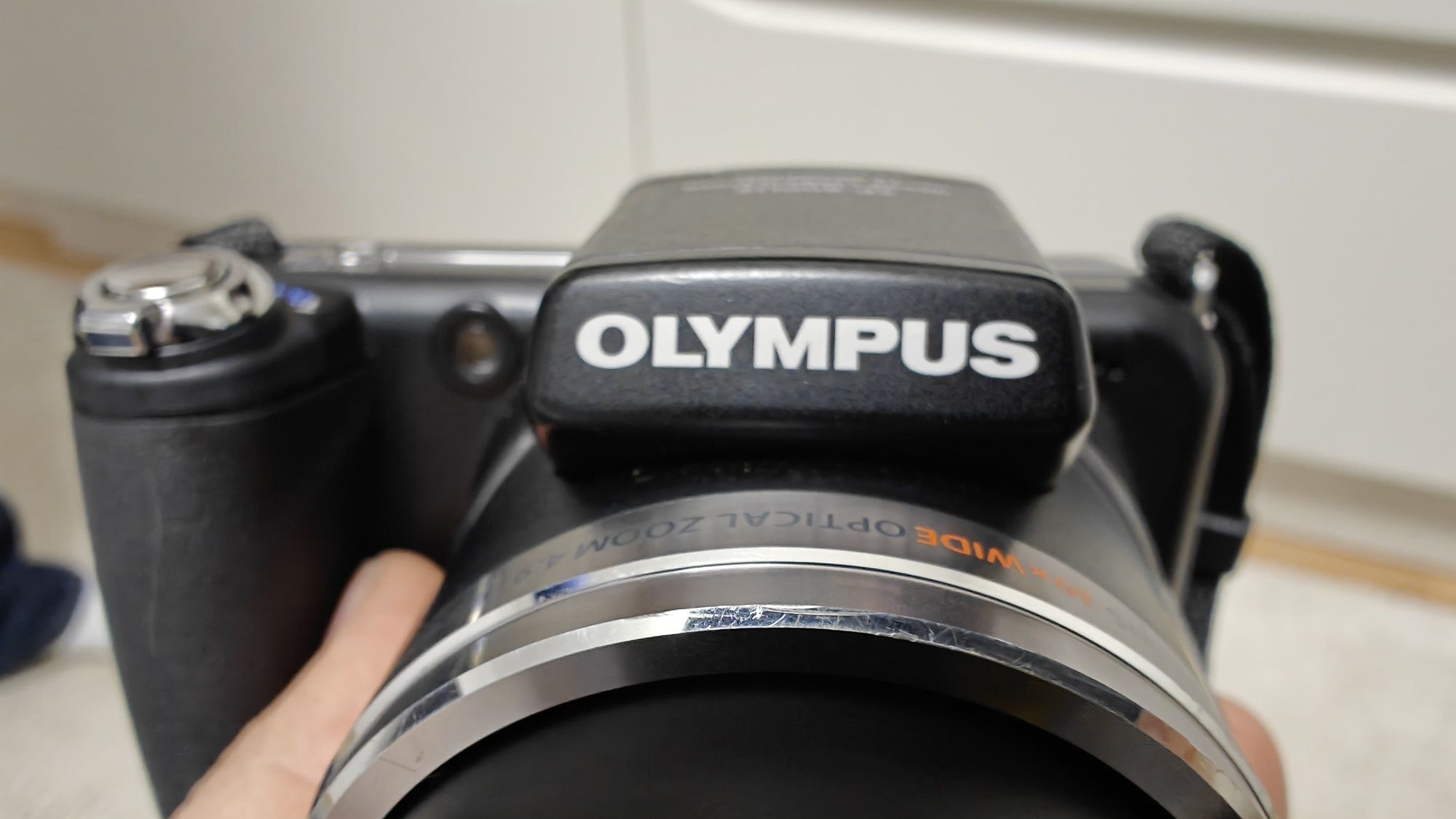 Vând aparat foto Olympus