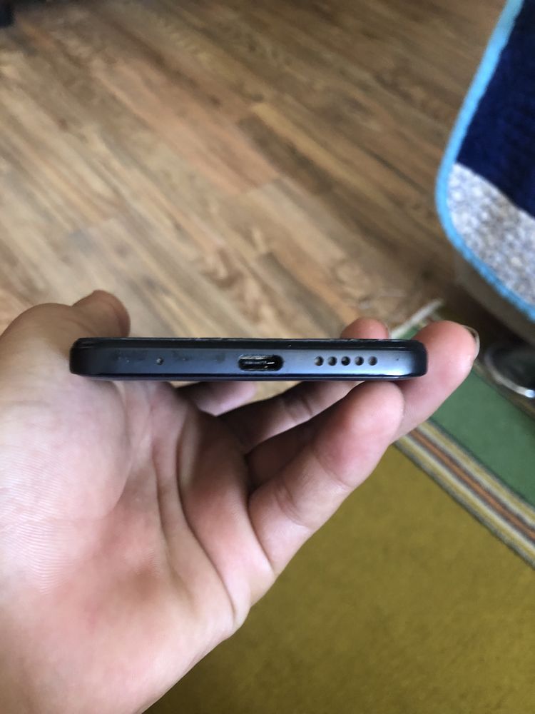 Redmi note 10 в хорошем состаяний