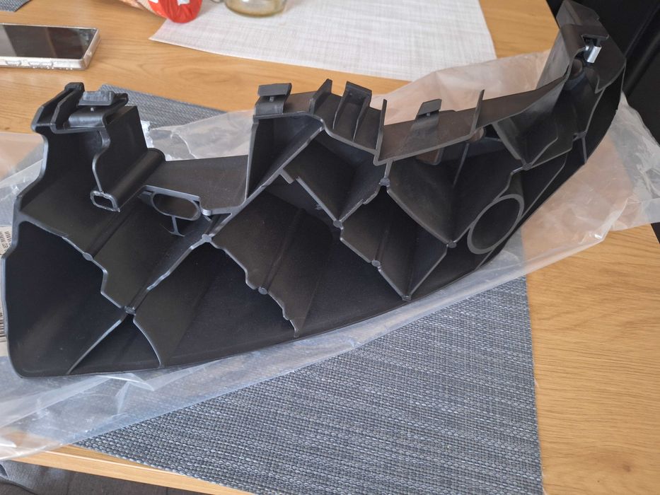 Държач фар/броня jeep grand cherokee