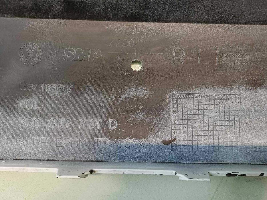 предна броня VW Passat 8 R-LINE 2014-2019г. #1076V