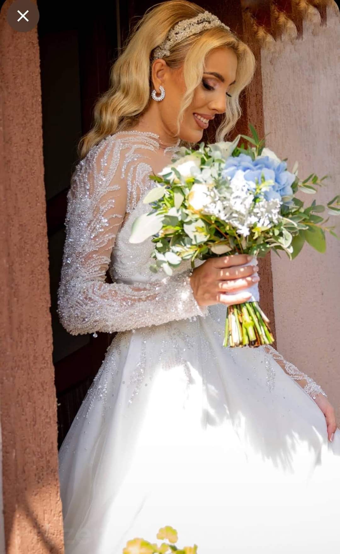 Rochie mireasă cu trena lunga