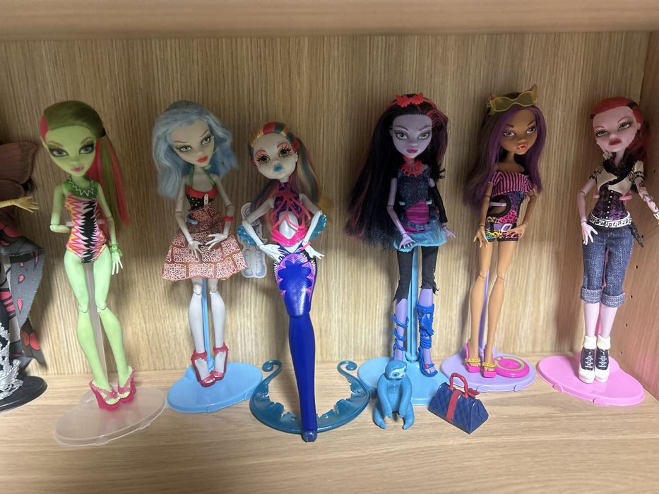 Продажа кукол monster high