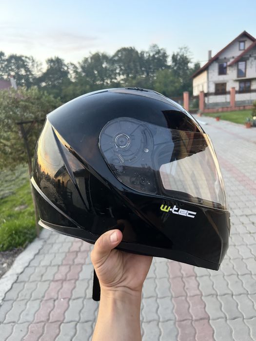 De vanzare casti moto