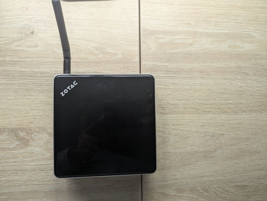 Vând Zotac Mini PC