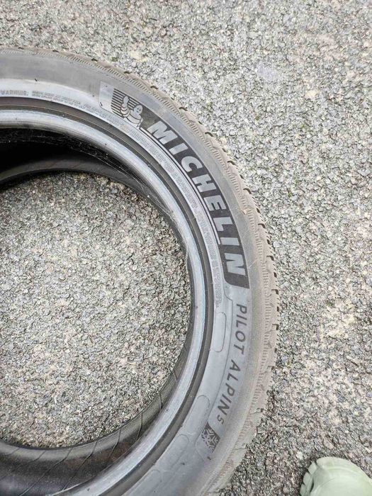 Гуми Michelin 235/50/18 Michelin Pilot Alpin