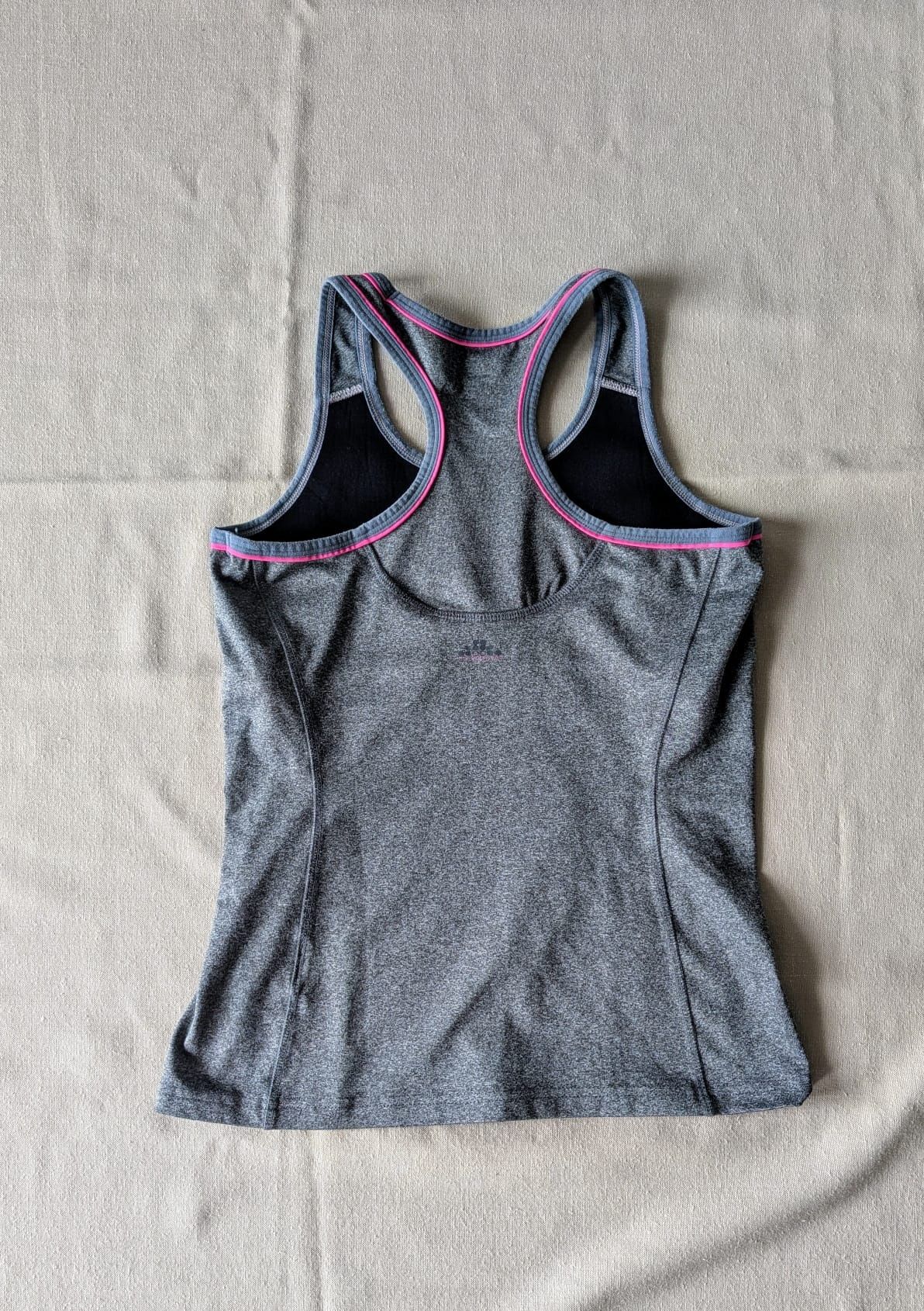 Top sport H&M. Mărimea S
