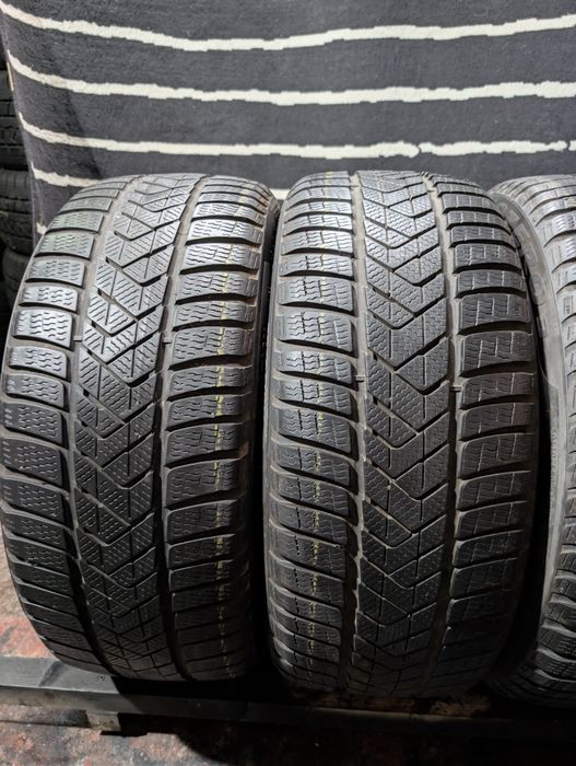 235/45R18  Pirelli iarna 6mm stare foarte buna
