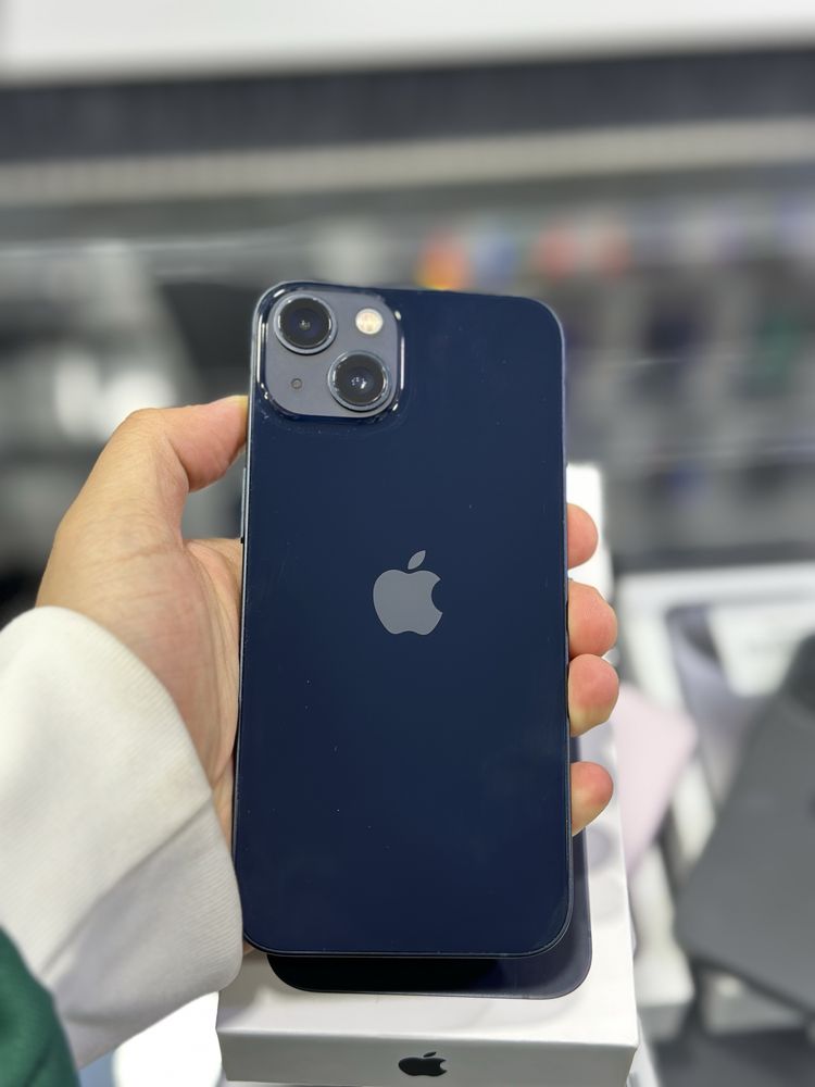 Iphone 13 256 гб акб 100
