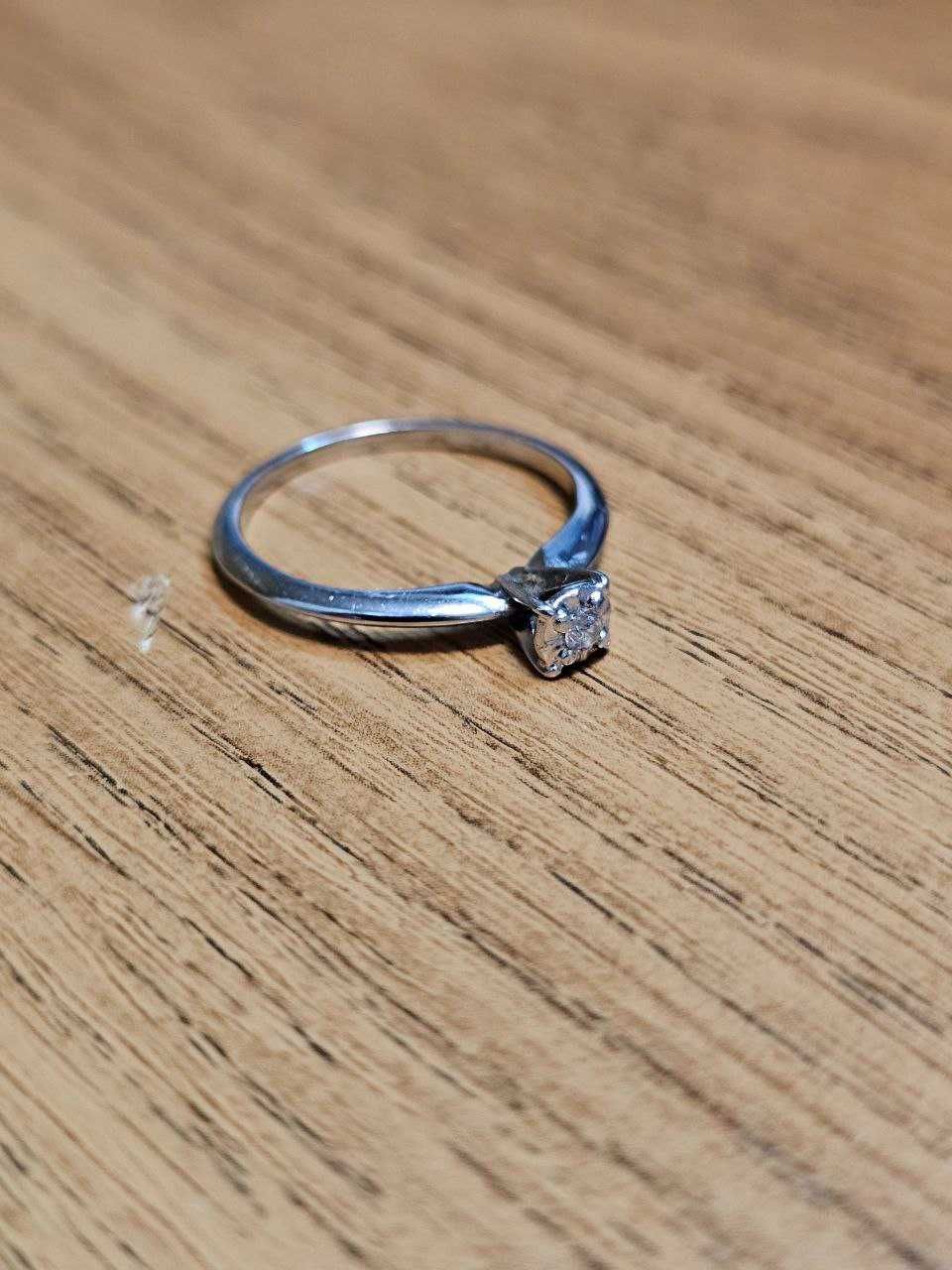 inel tip logodna cu diamant 18k(atikgemma)