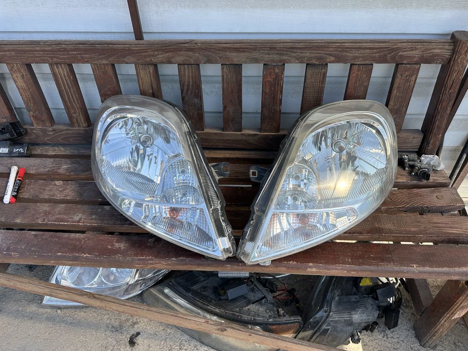 Фар/Фарове за Нисан Примастар,Рено Трафик,Опел Виваро!