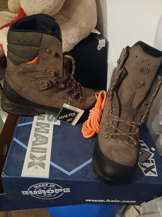 Vând bocanci Haix Nature One GTX