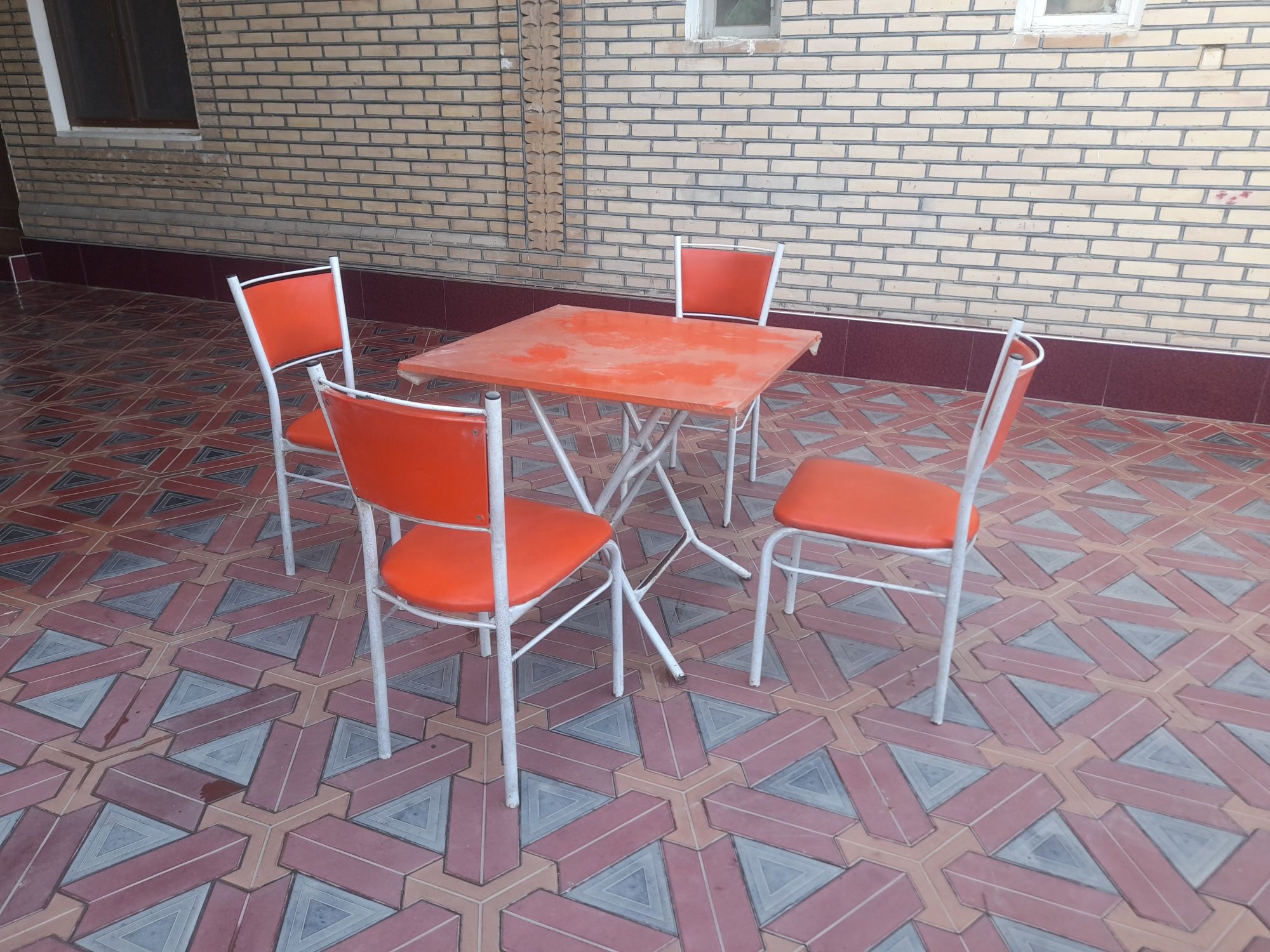Stol stul 4 komplekt yangi 4-6 o'rinli,