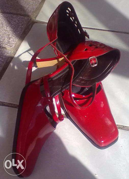 Pantofi piele lacuita