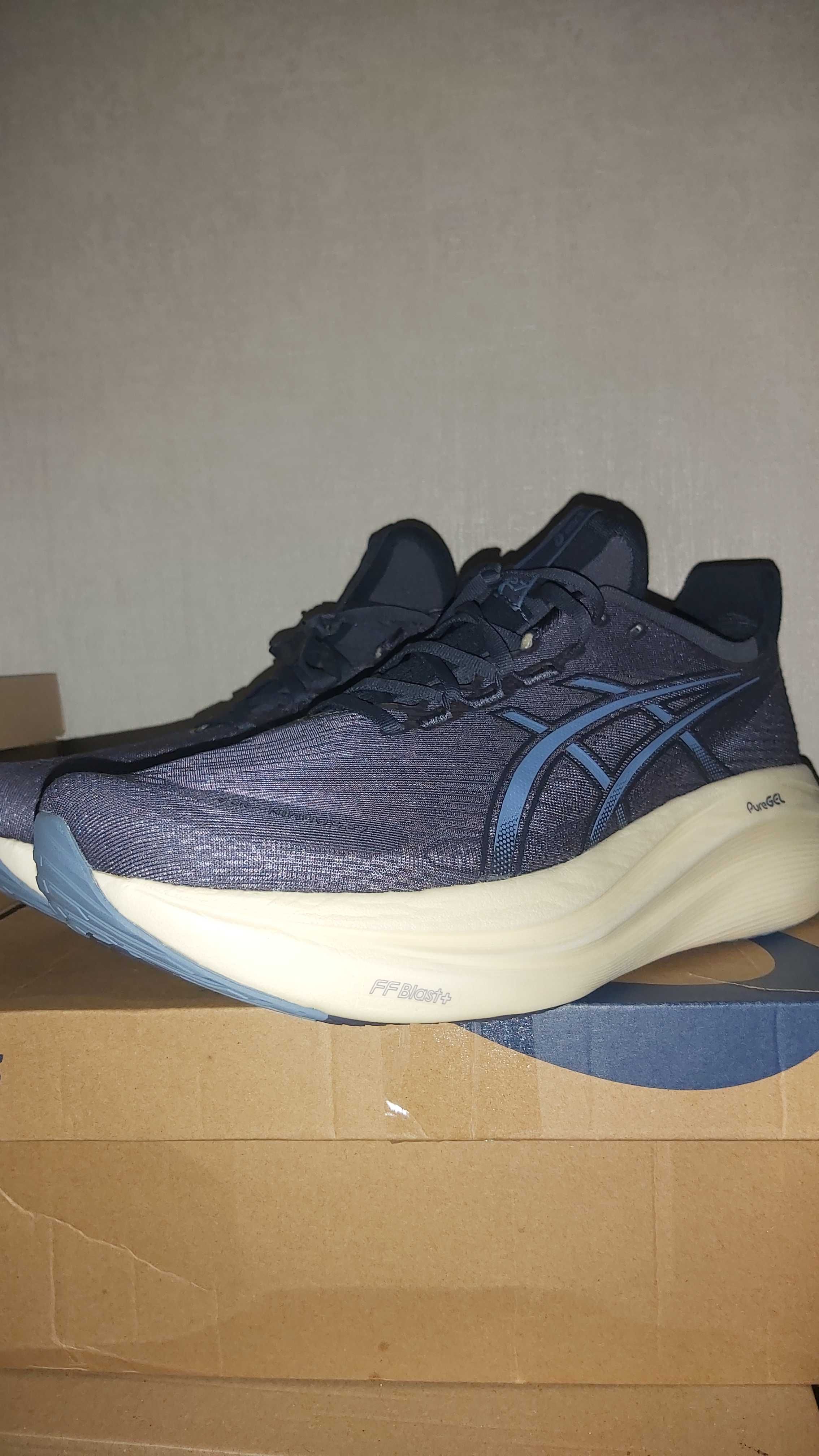 Asics Gel-Nimbus 27 - Номер 46.5