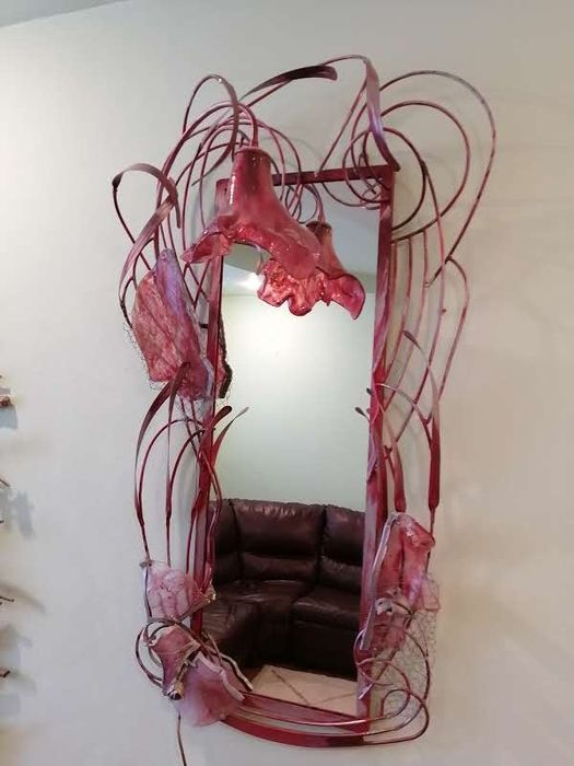 Set veioză înaltă cu picior și oglindă cu veioză