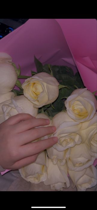 Голландские розы, с размером 1.50. Пришел ночью