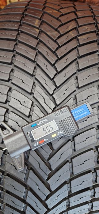 2 Anvelope Bridgestone 225 40 R19 M+S . Dot 2021