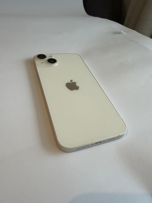 Iphone 14 plus Midnight si Starlight