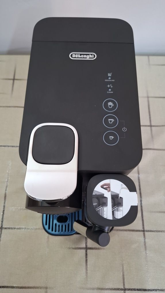 Кафемашина с капсули Nespresso EN-500.W Lattissima One, 19 bar, 1400 W