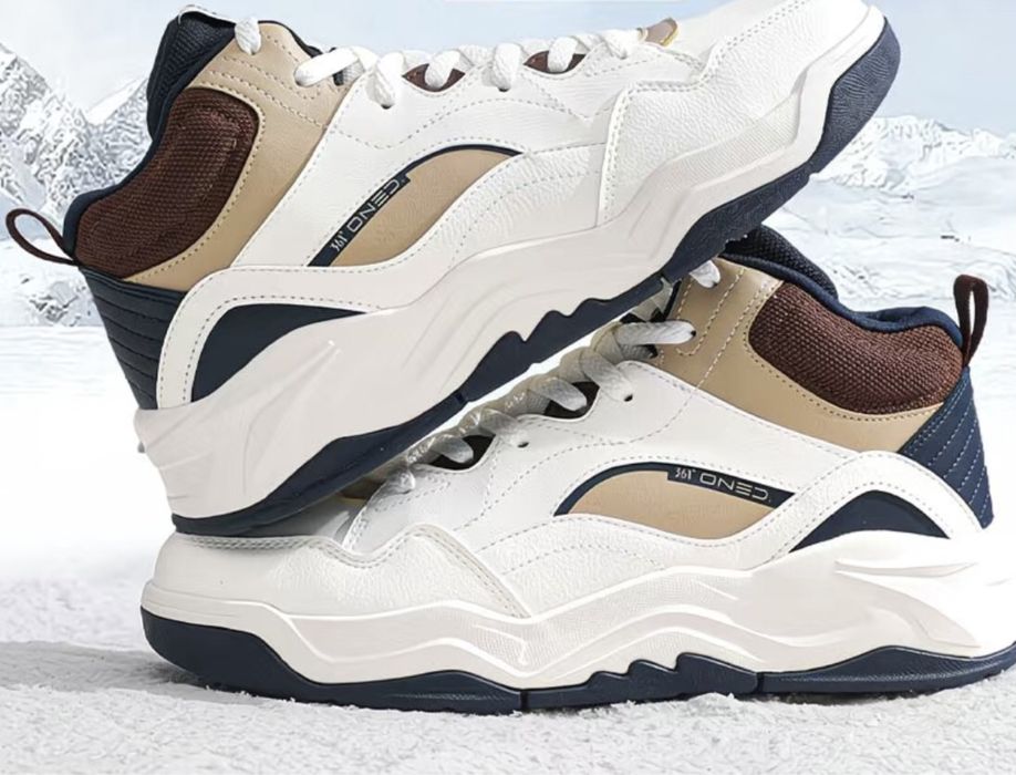 Красовки новые теплые  ,не дорого отдам 41 размер Зима