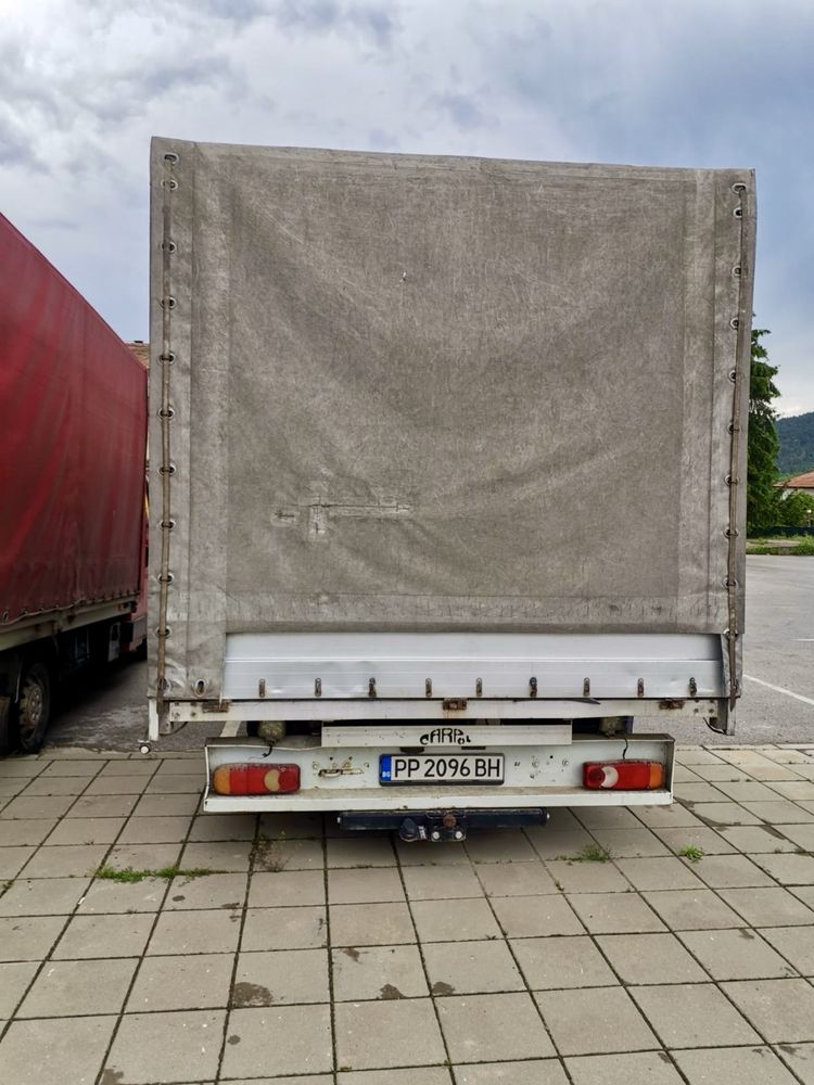 Товарен бус Renault Master