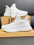 Adidasi Yeezy Boost 350 V2 White - Super Reducere!