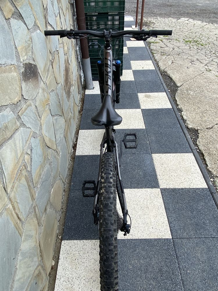 Bicicleta Polygon Siskiu T8 Charcoal Black 29