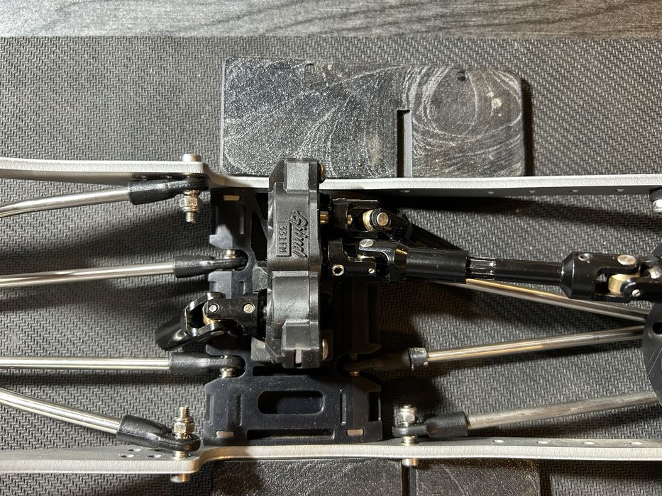 Vand sasiu automodel crawler 1/10