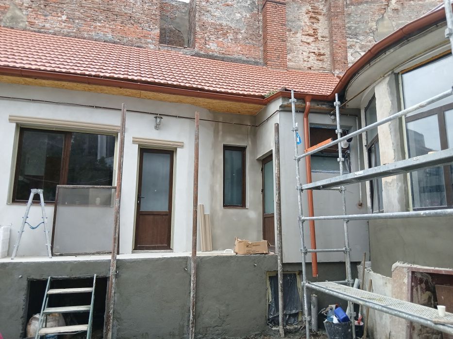 Renovari fațade și interioare