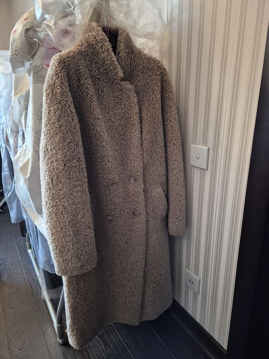 Продаю женскую шубу в отличном состоянии