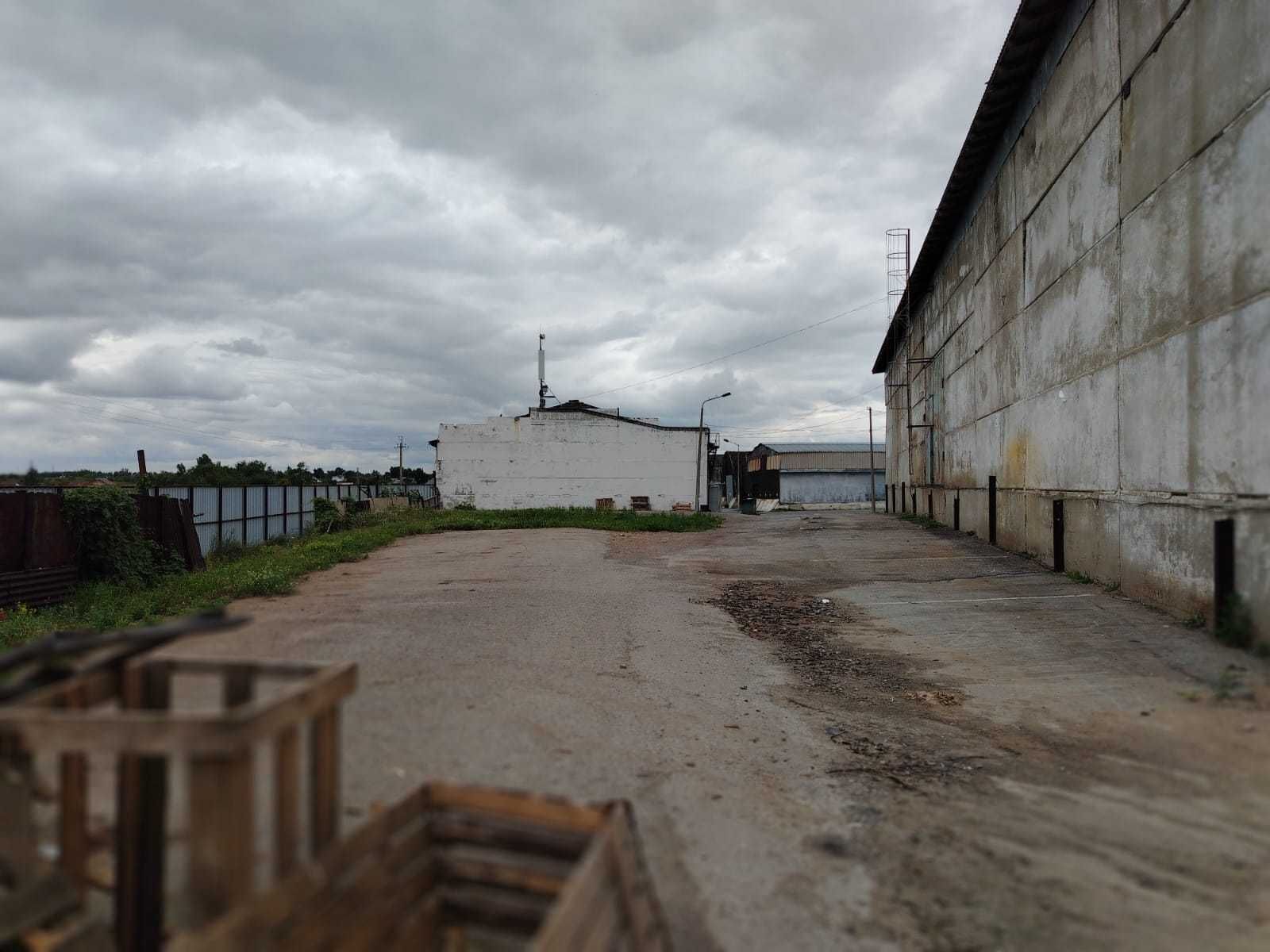 Продам промбазу с ЗУ 2.8 га в КЖБИ, на выезде из города