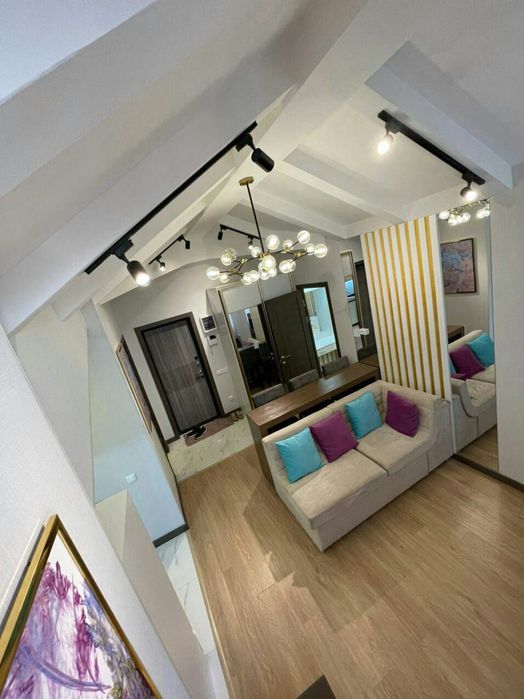 Продается 1в2 комнатная квартира, Нукусская улица, Глинка