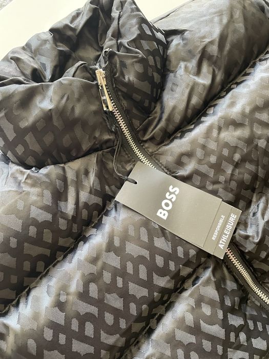 Мъжко яке зимно Boss