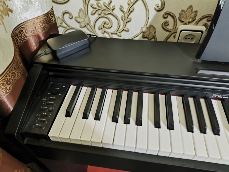 Продается электронное пианино Casio Privia PX 160