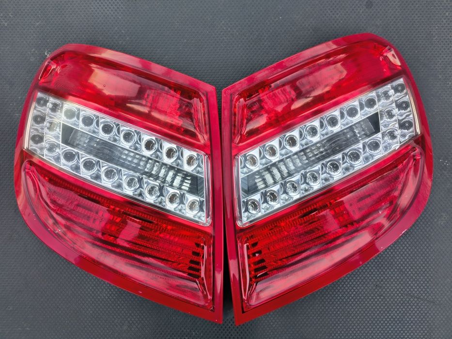 Stop tripla stanga/dreapta Mercedes C220 cdi w204 break/ combi