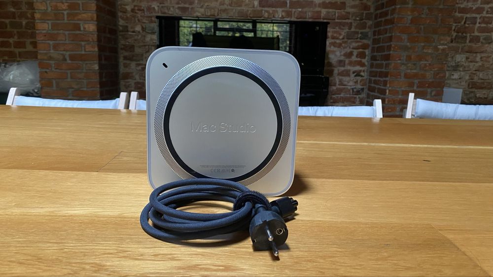 Apple mac studio m2 ultra