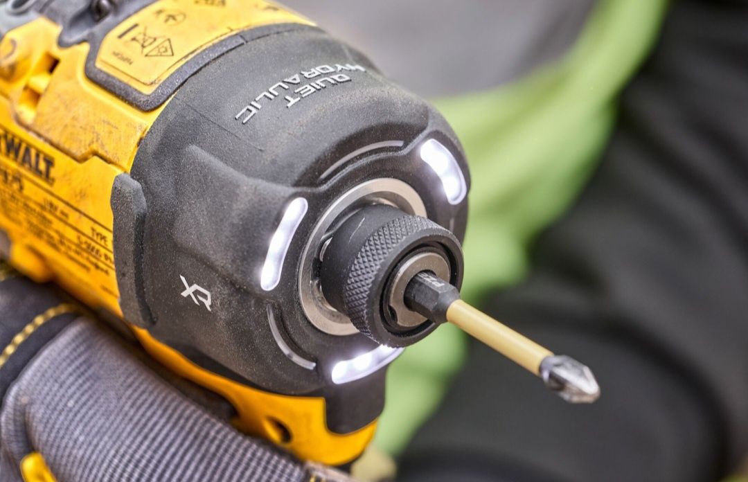 Импакт Dewalt DCF870N/18V  Нов модел