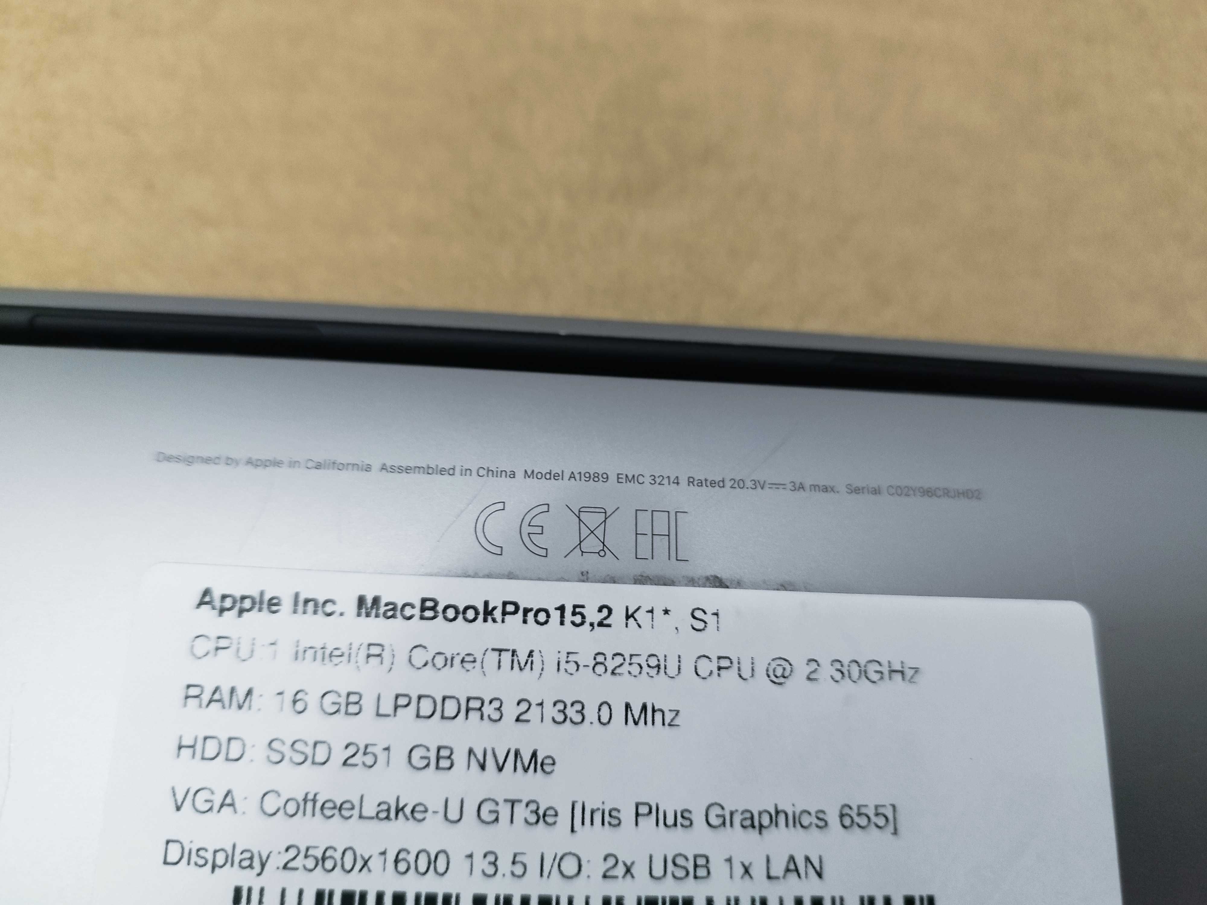 Apple MacBookPro 15,2 с Intel Core i5-8259u 2,30Ghz, RAM 16GB, 256SSD