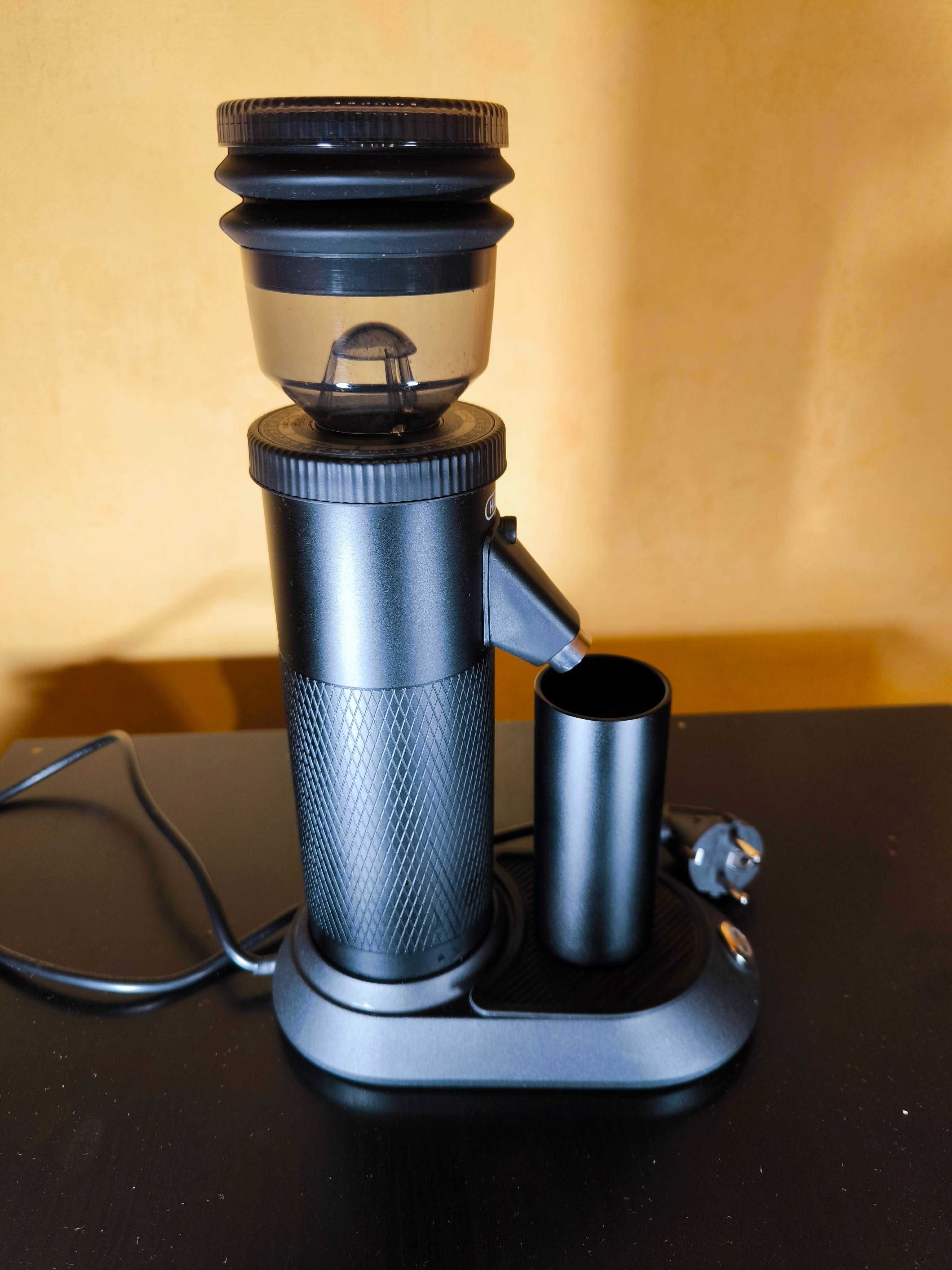 Кафемелачка Hibrew G5