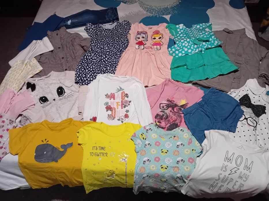 Огромен лот дрехи момиче 4-6 години