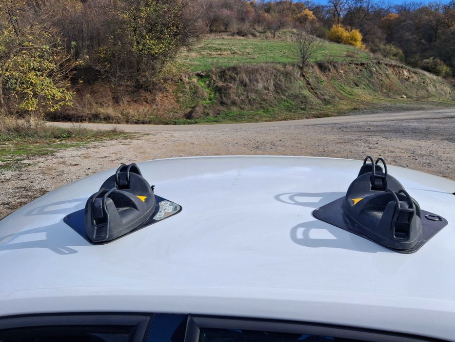 Магнитен ски багажник за 2 чифта ски