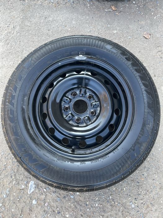 Продаеться шины с дискам