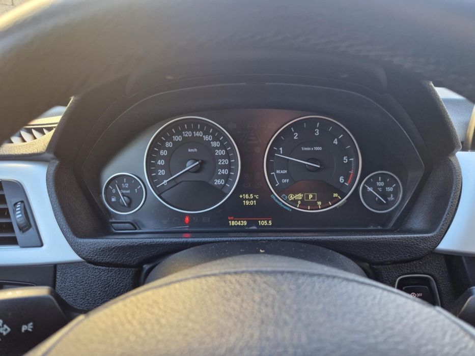 BMW 318d F31 на части