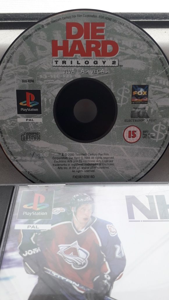 Cd  play station .