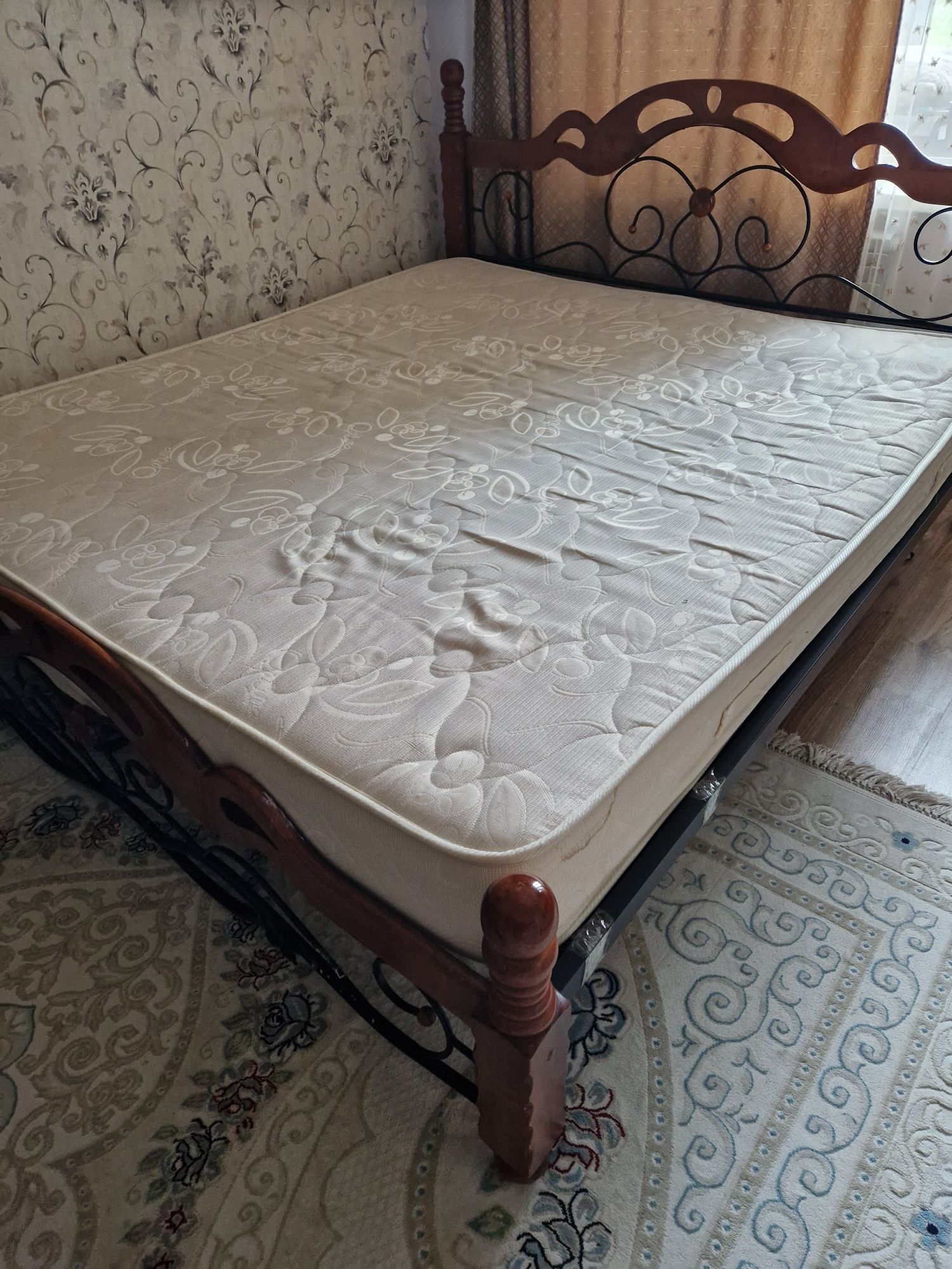 Кровать 180×200 двуспальная